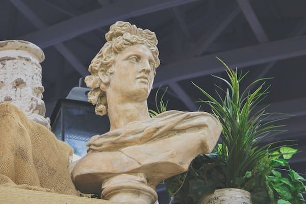 Comment créer un jardin de sculptures contemporaines chez soi ?