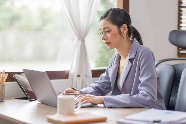 Annuaire inversé : l'outil est-il vraiment fiable ?